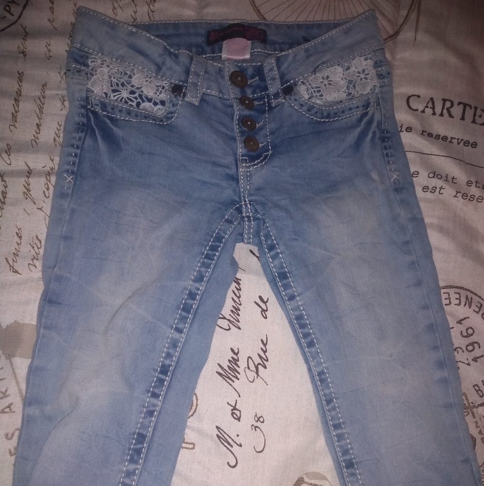 Capris - Picture 2 of 2